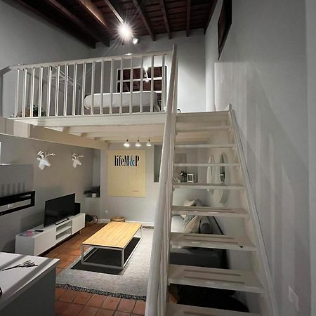 Life M&P Apartment Sevilla Buitenkant foto