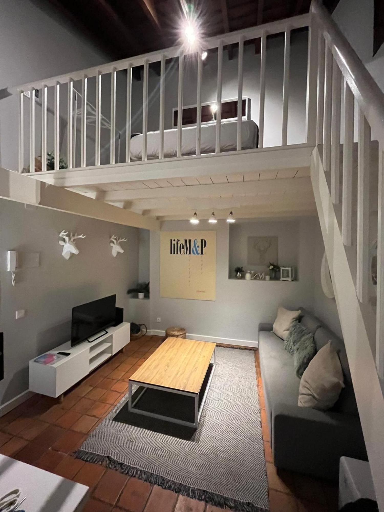 Life M&P Apartment Sevilla Buitenkant foto